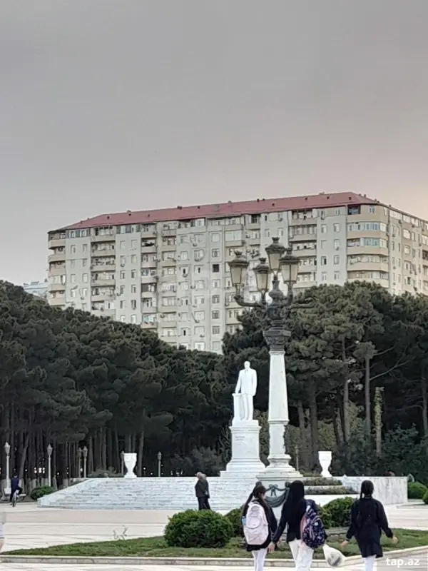 Satılır 2 otaqlı yeni tikili 80 m²