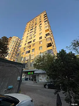 Satılır 3 otaqlı yeni tikili 100 m² — Bakı 3 otaq 100.00 m²