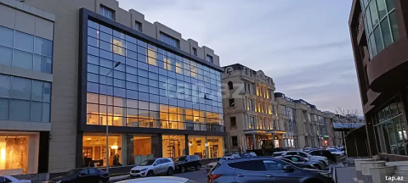 Satılır obyekt — Bakı