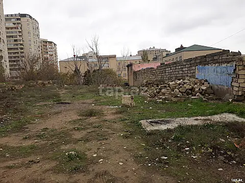 Satılır torpaq sahəsi — Bakı, İnşaatçılar