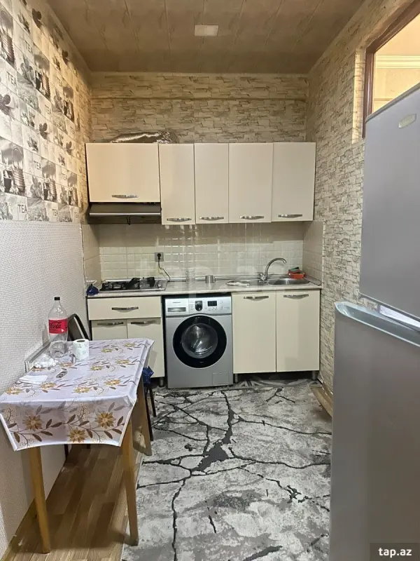 Kirayə verilir 2 otaqlı yeni tikili 60 m²