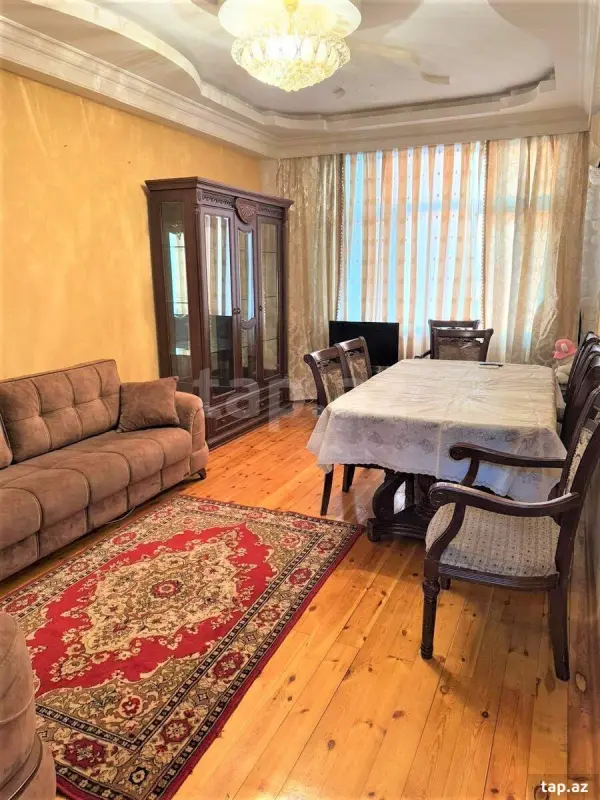 Satılır 2 otaqlı yeni tikili 70 m²