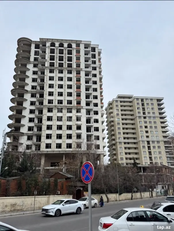 Satılır 4 otaqlı yeni tikili 187 m²
