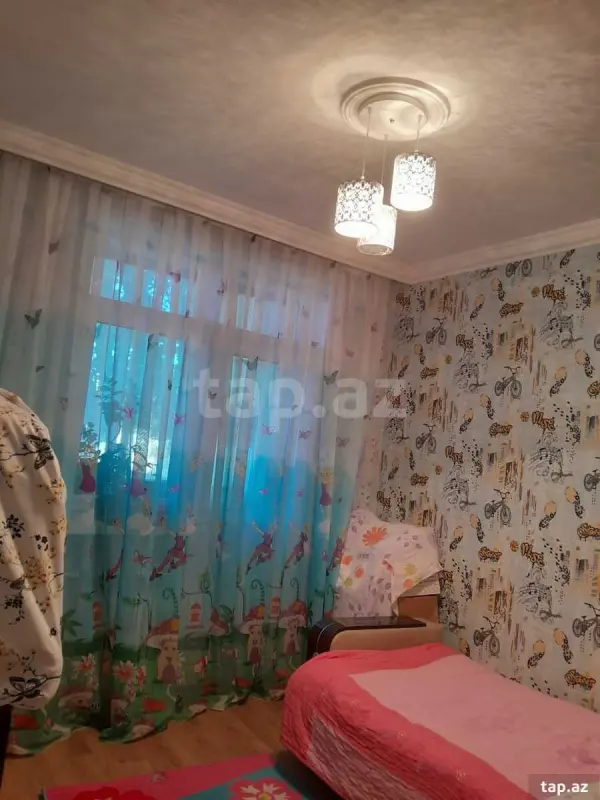 Satılır 4 otaqlı yeni tikili 76.2 m²