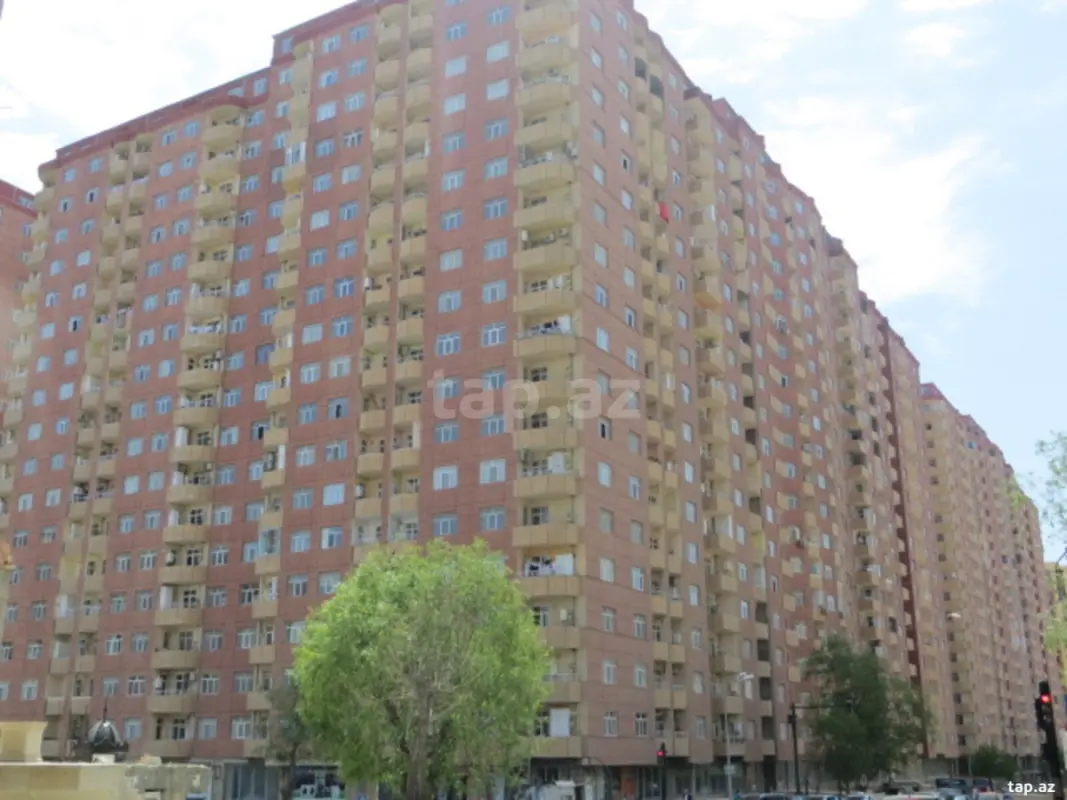 Satılır 3 otaqlı yeni tikili 132 m²