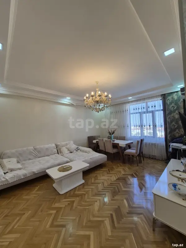 Satılır 2 otaqlı yeni tikili 72 m²