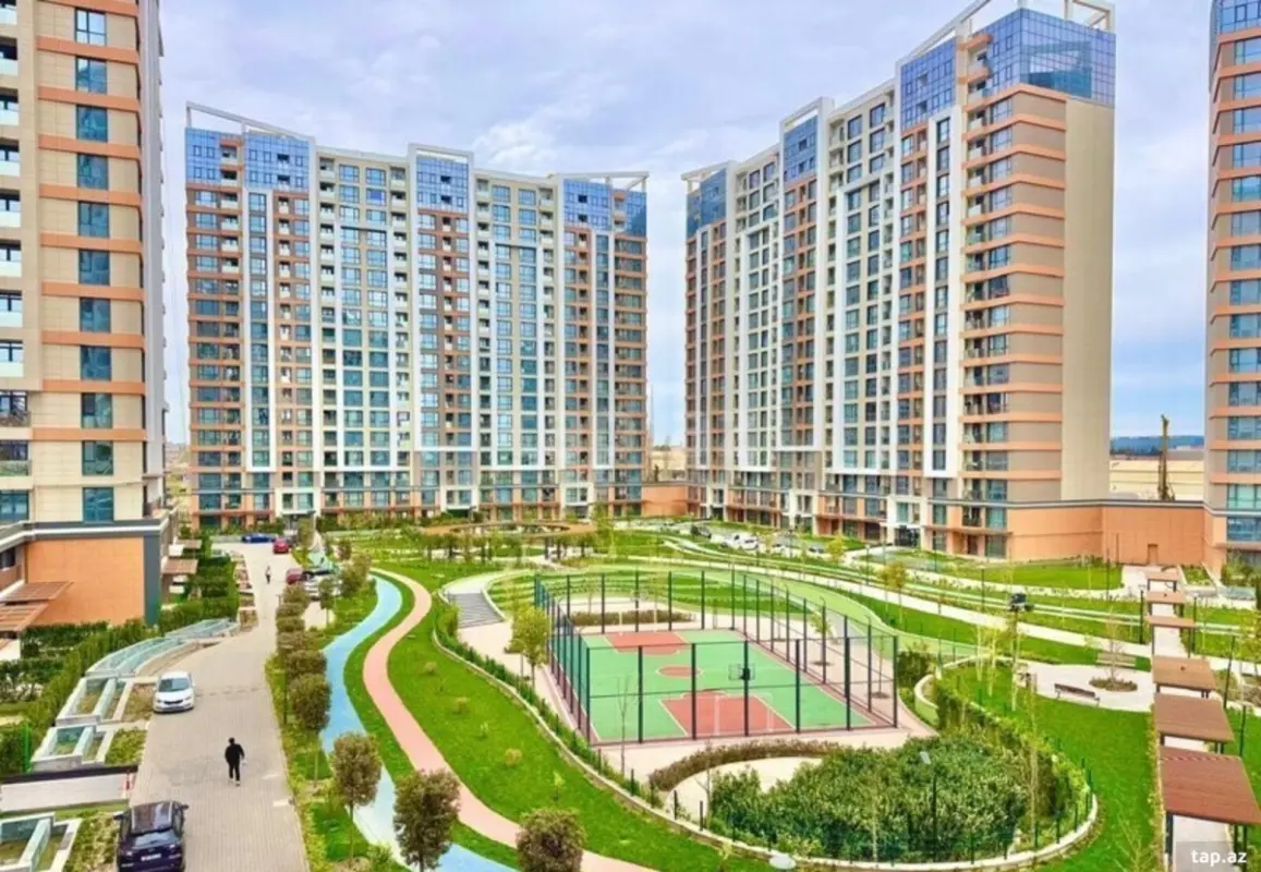 Satılır 3 otaqlı yeni tikili 72 m²