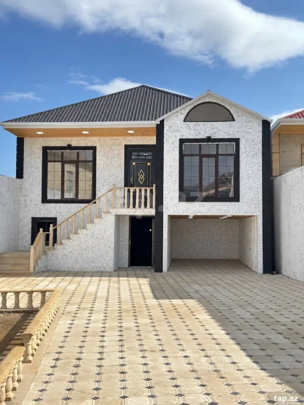 Satılır 4 otaqlı həyət evi 120 m²