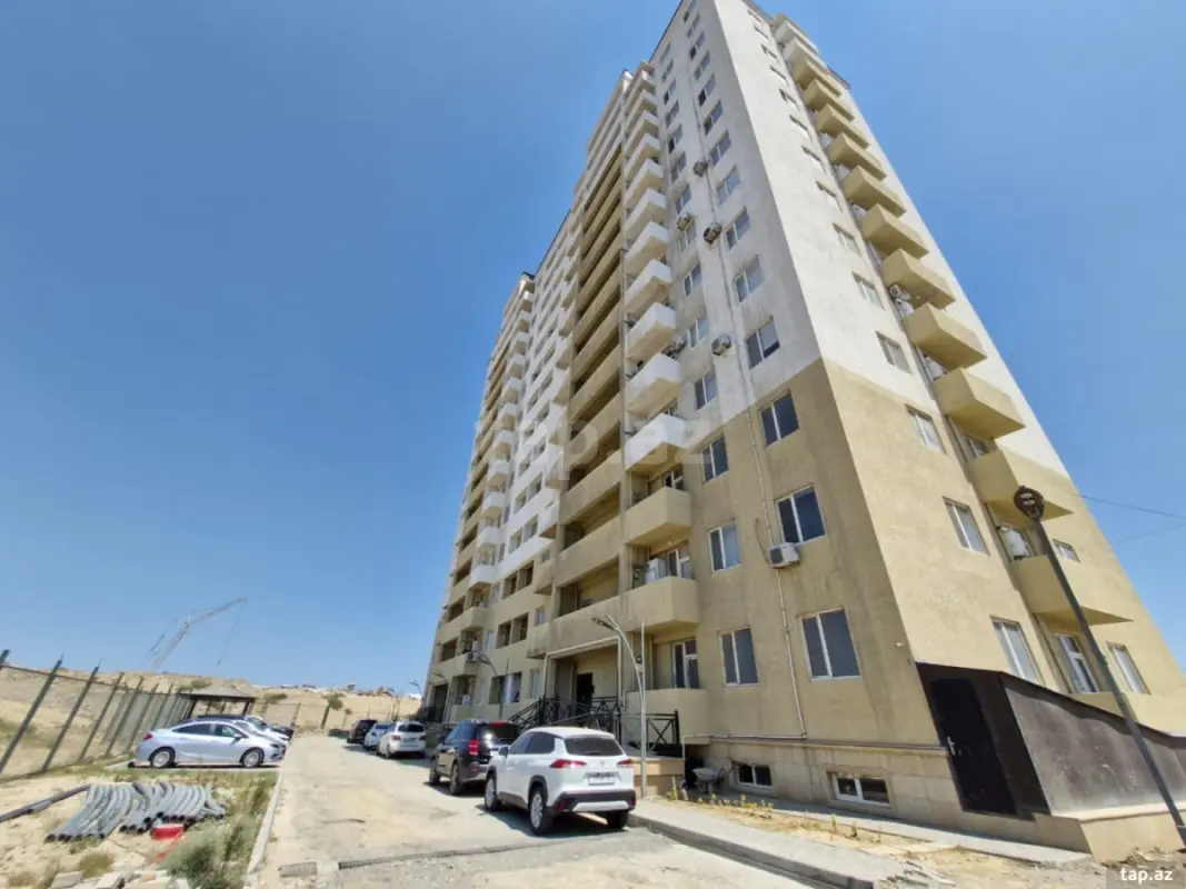 Satılır 3 otaqlı yeni tikili 82 m²