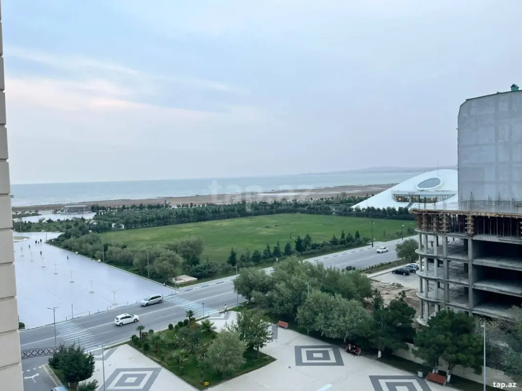 Satılır 3 otaqlı yeni tikili 73 m²