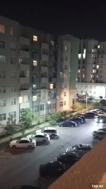 Satılır 4 otaqlı yeni tikili 100 m²