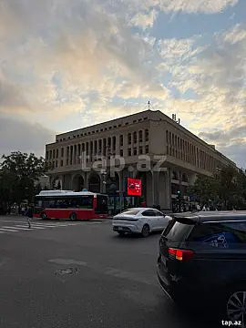 Kirayə verilir ofis — Bakı