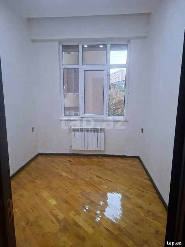 Satılır 3 otaqlı yeni tikili 80 m²