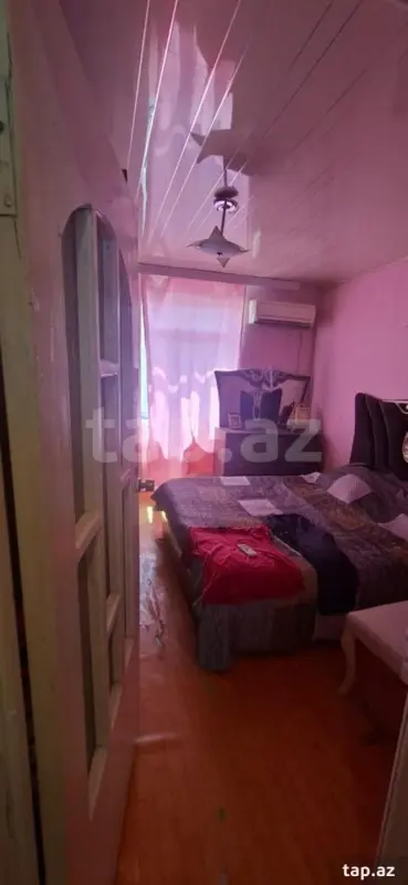 Satılır 4 otaqlı mənzil 120 m²