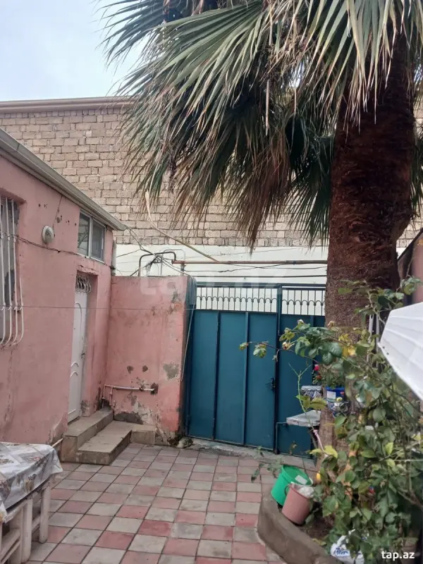 Satılır 4 otaqlı həyət evi 150 m²