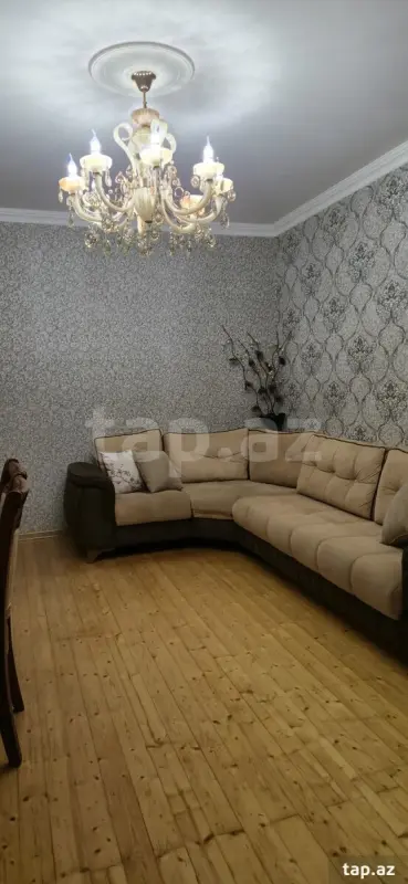 Satılır 1 otaqlı mənzil 40.8 m²