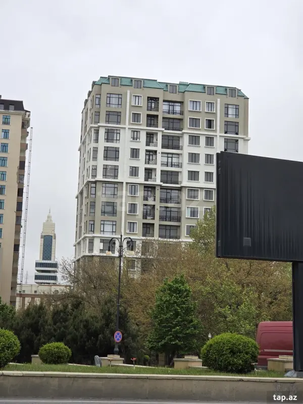 Satılır 2 otaqlı yeni tikili 62 m²