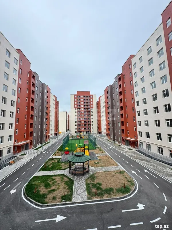 Kirayə verilir 3 otaqlı yeni tikili 95 m²