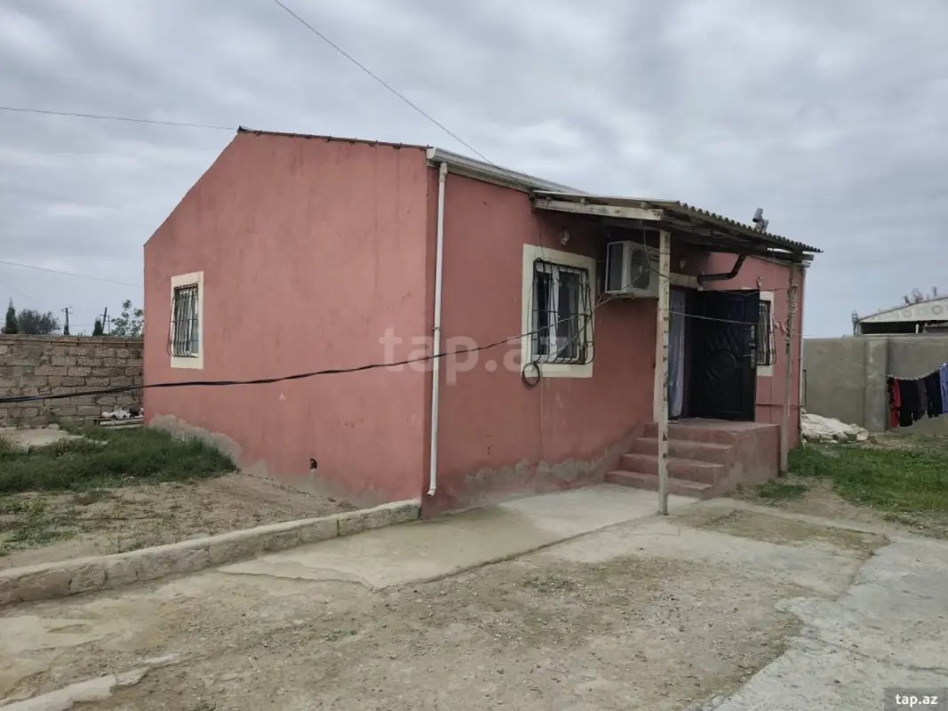 Satılır 3 otaqlı həyət evi 70 m²