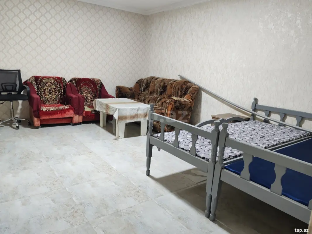 Kirayə verilir 2 otaqlı həyət evi 90 m²