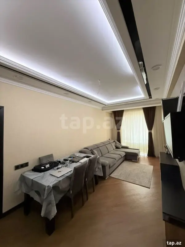 Satılır 3 otaqlı yeni tikili 90 m²