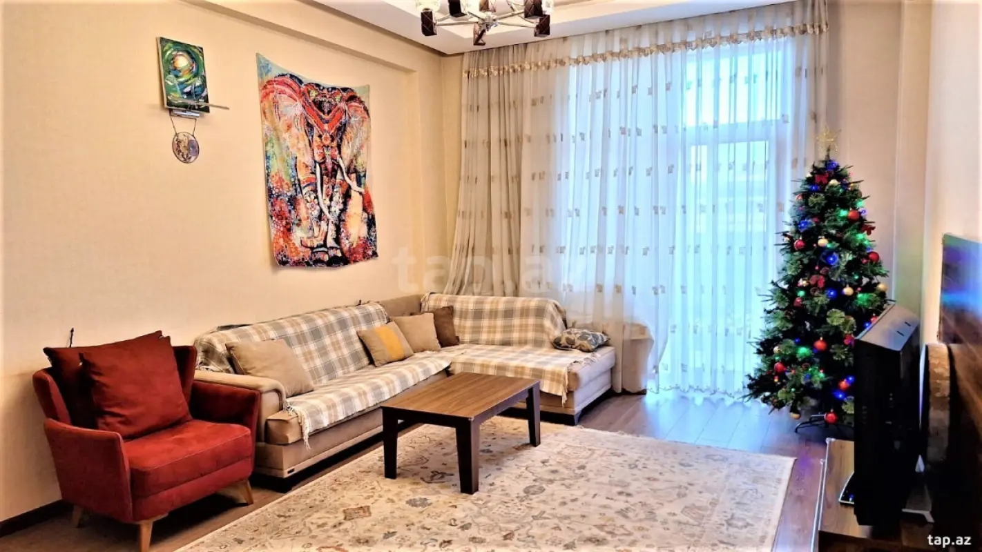 Kirayə verilir 2 otaqlı yeni tikili 100 m²