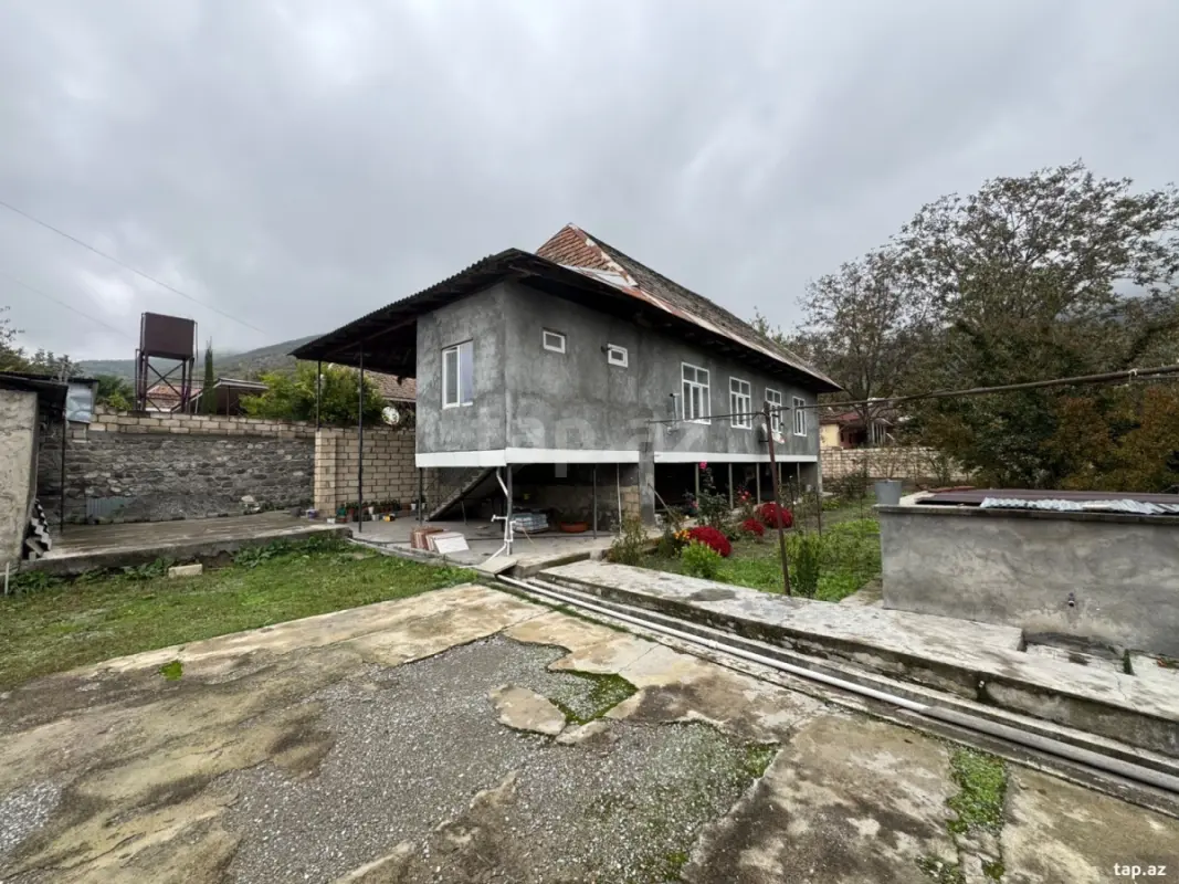 Satılır 3 otaqlı həyət evi 92 m²