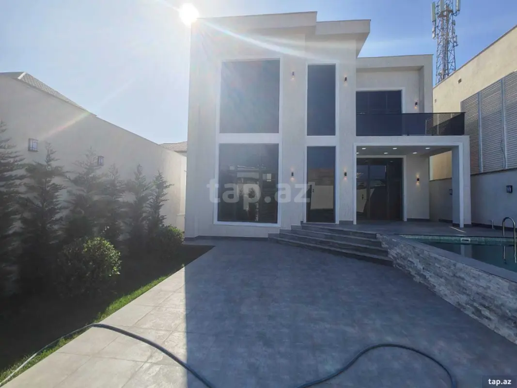 Satılır 6 otaqlı həyət evi 200 m²