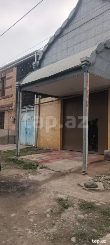 Satılır 4 otaqlı həyət evi 120 m²
