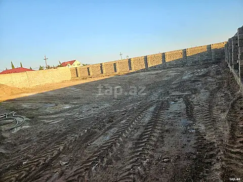 Satılır torpaq sahəsi — Bakı