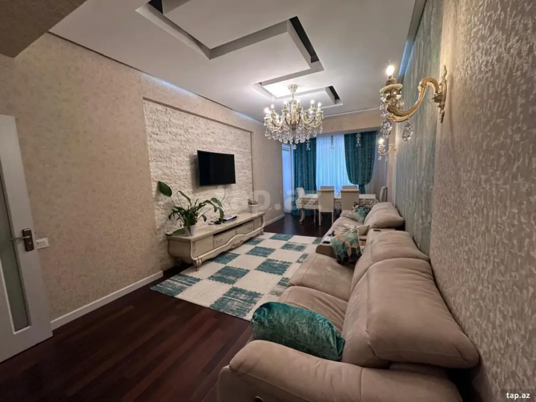 Satılır 3 otaqlı yeni tikili 140 m²
