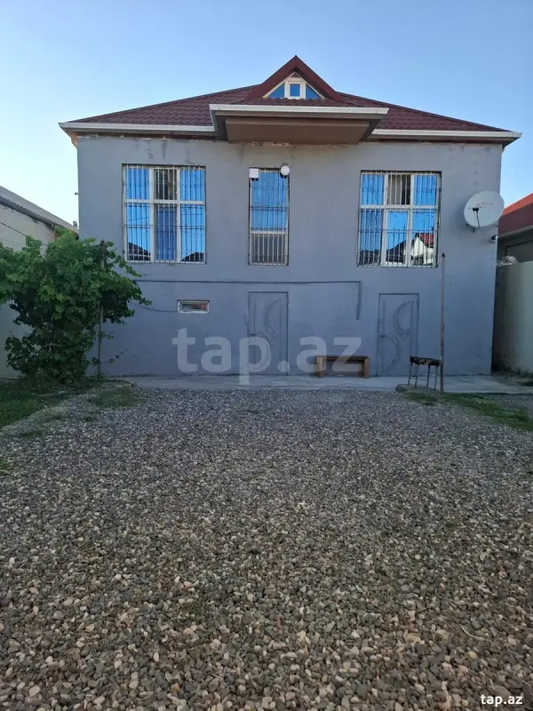 Satılır 4 otaqlı həyət evi 110 m²