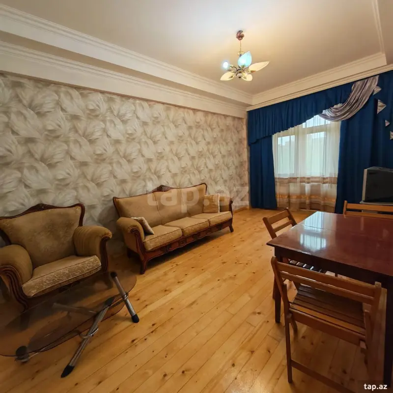 Kirayə verilir 2 otaqlı yeni tikili 82 m²
