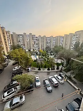Satılır 3 otaqlı mənzil 80 m² — Bakı, Həzi Aslanov qəs. 3 otaq 80.00 m²