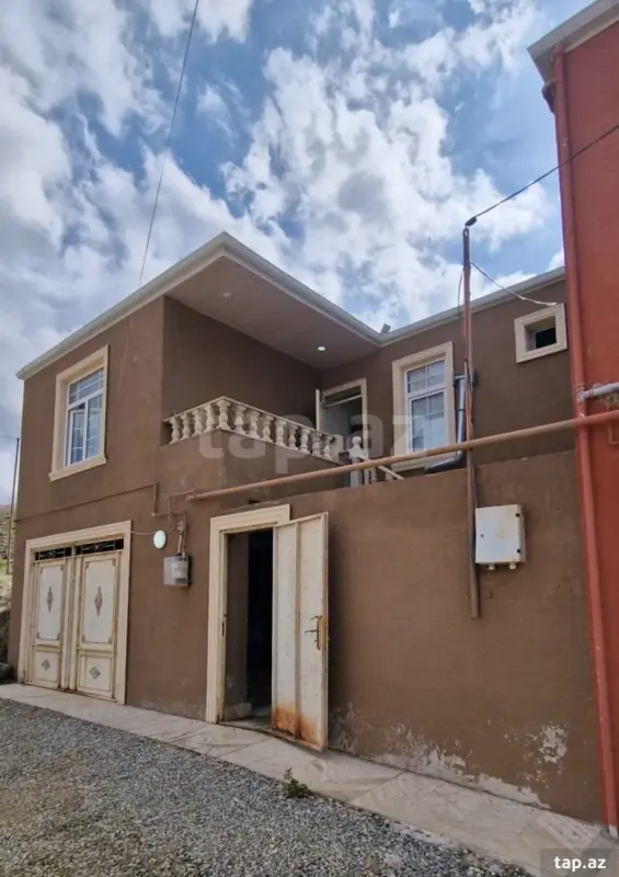 Satılır 3 otaqlı həyət evi 55 m²