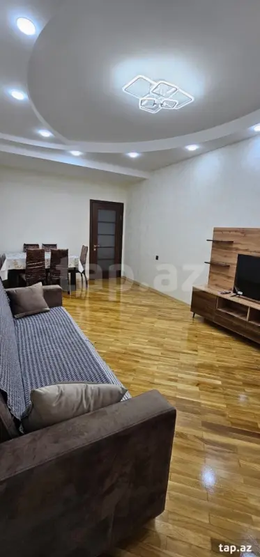 Kirayə verilir 2 otaqlı yeni tikili 50 m²