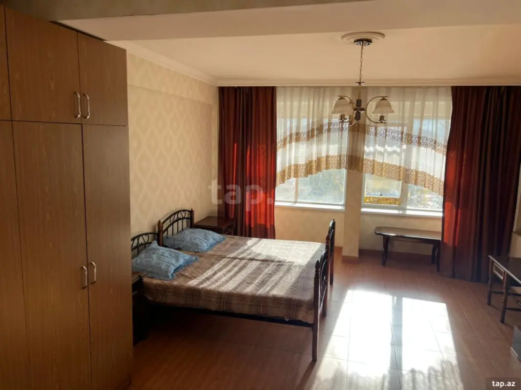 Kirayə verilir 3 otaqlı mənzil 100 m²