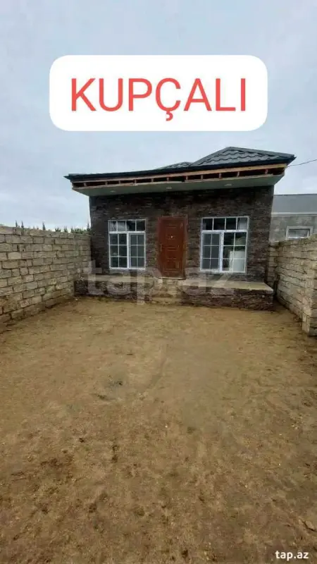 Satılır 4 otaqlı həyət evi 80 m²