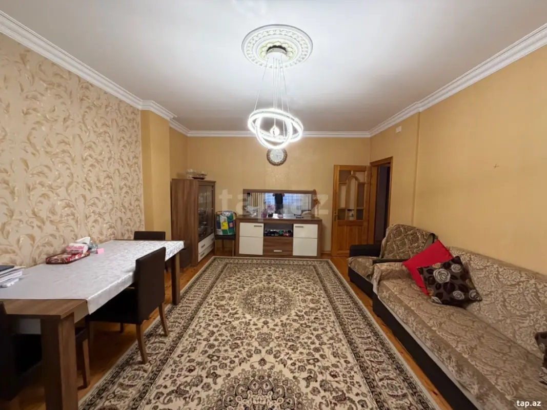 Satılır 3 otaqlı yeni tikili 90 m²