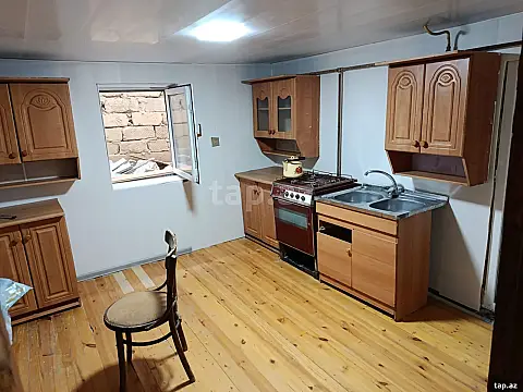Kirayə verilir 3 otaqlı həyət evi 60 m² — Bakı 3 otaq 60.00 m²
