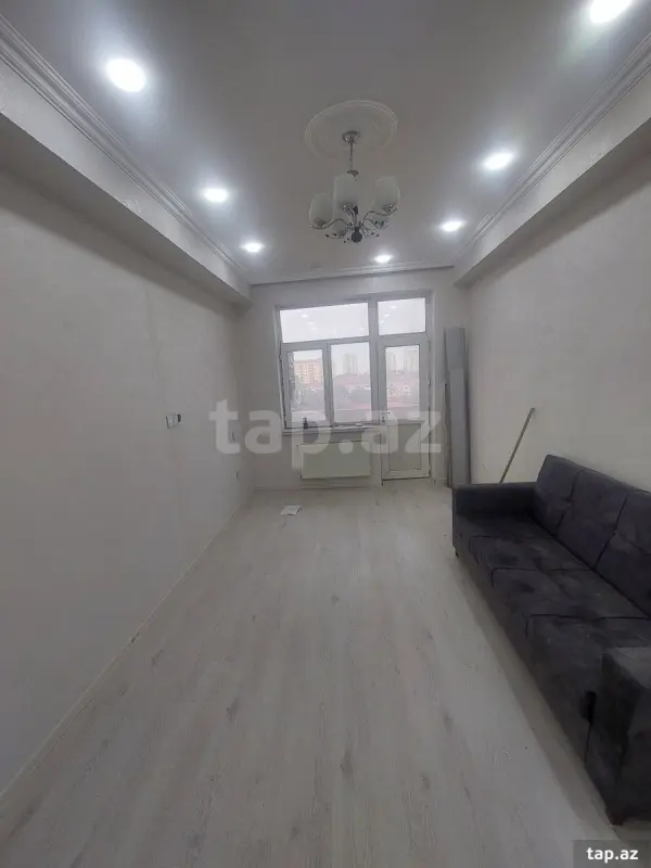 Satılır 2 otaqlı yeni tikili 75 m²