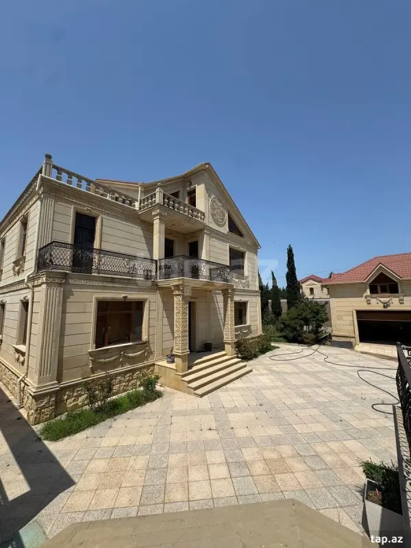 Satılır 6 otaqlı həyət evi 310 m²