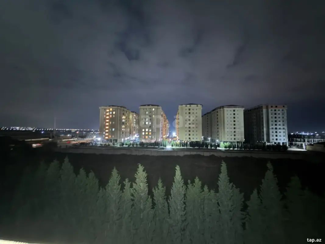 Satılır 3 otaqlı yeni tikili 122 m²