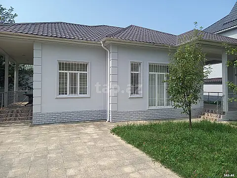 Satılır 4 otaqlı həyət evi 100 m² — Qəbələ 4 otaq 100.00 m²
