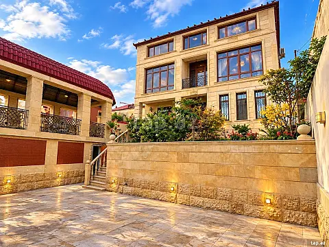 Satılır 7 otaqlı həyət evi 300 m² — Bakı, Şıxov 7 otaq 300.00 m²