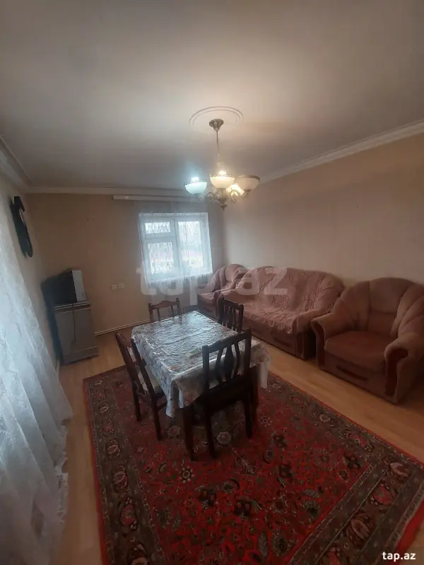 Kirayə verilir 2 otaqlı mənzil 58 m²