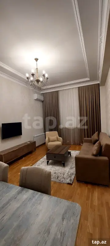 Kirayə verilir 2 otaqlı yeni tikili 65 m²