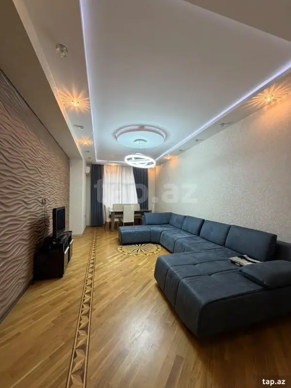 Kirayə verilir 3 otaqlı yeni tikili 120 m²