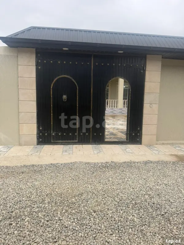 Satılır 6 otaqlı həyət evi 280 m²