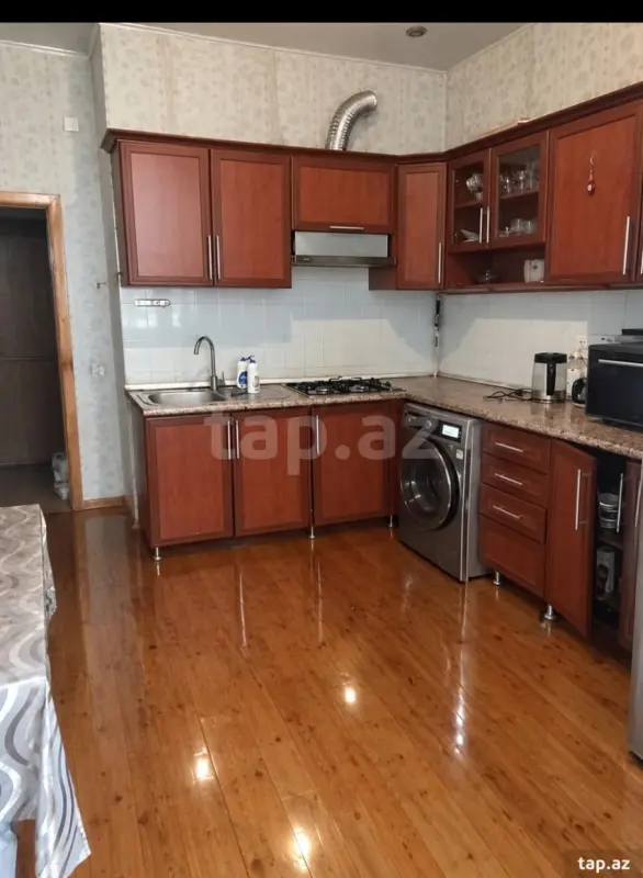 Satılır 2 otaqlı yeni tikili 68 m²